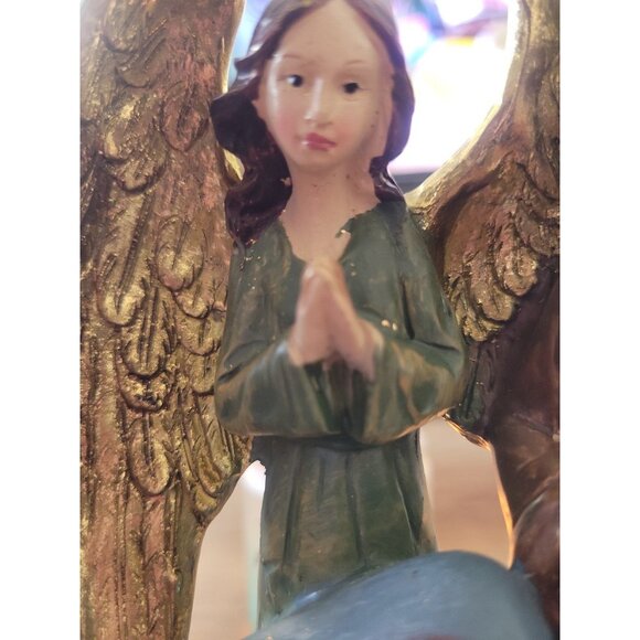 Kirkland's Nativity Holy Family With Angel Resin 10 in Mary Joseph Jesus - Picture 3 of 11